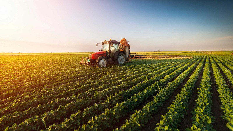 Sensoren, Komponenten zur Elektrifizierung und Softwarefunktionen – off-the-shelf oder individuell für Ihre Maschine und Anwendung angepasst.